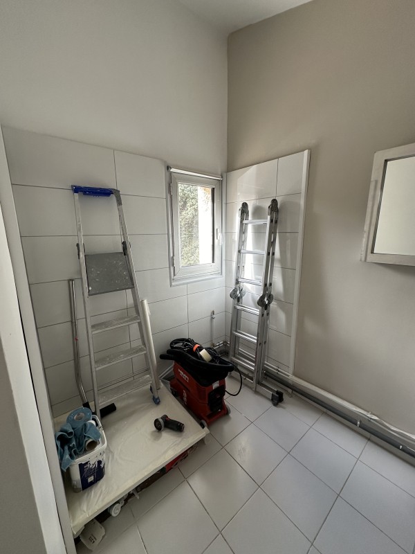 salle de bain en rénovation a lunel